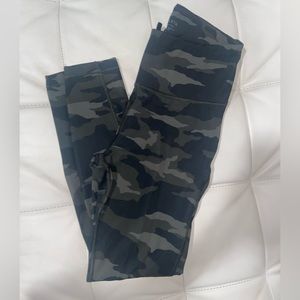 Camo 7/8 Leggings Athleta